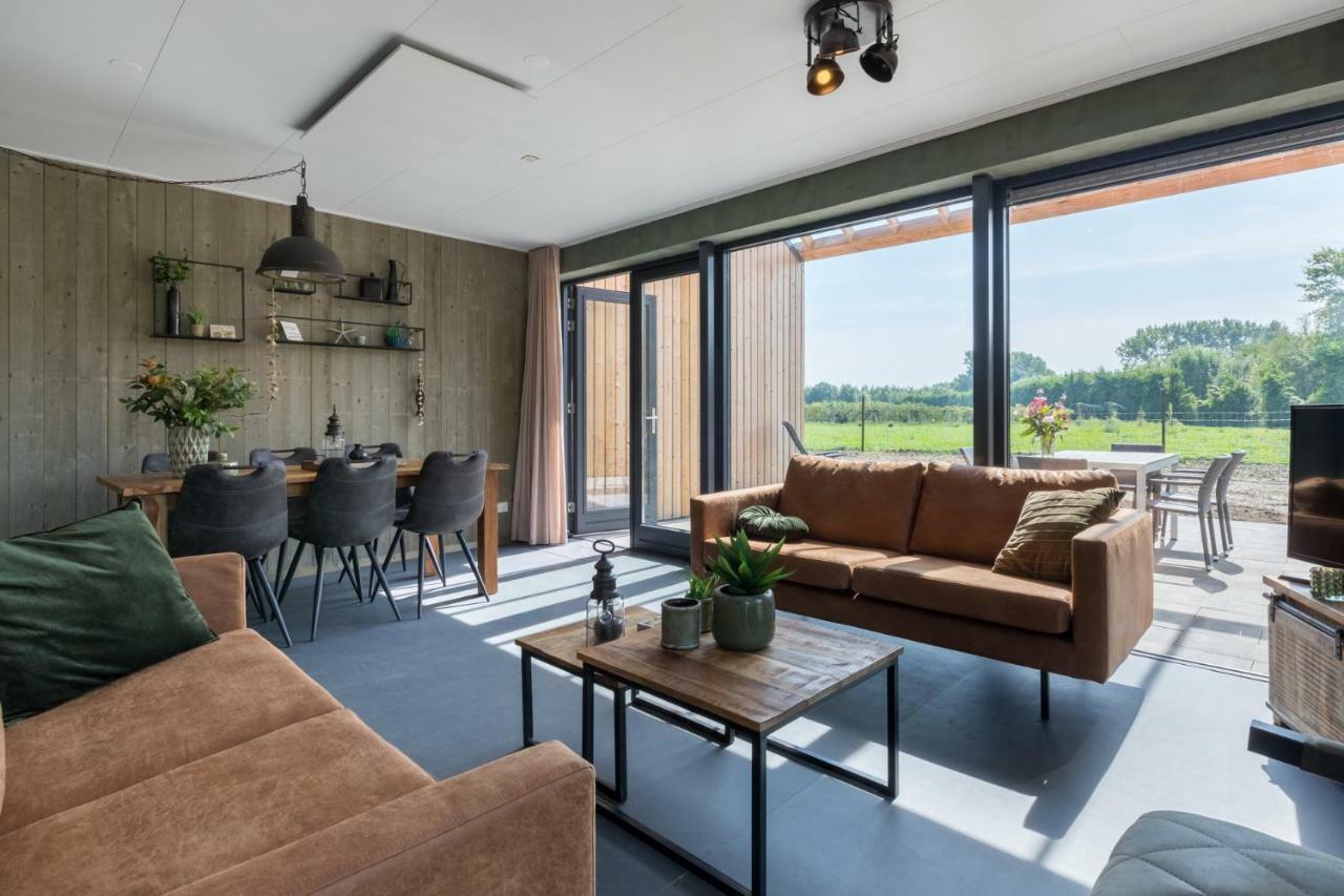 Welcome In - Vakantiehuis 6 En 12 Personen, Vroondijk In フラウヴェンポルデル エクステリア 写真